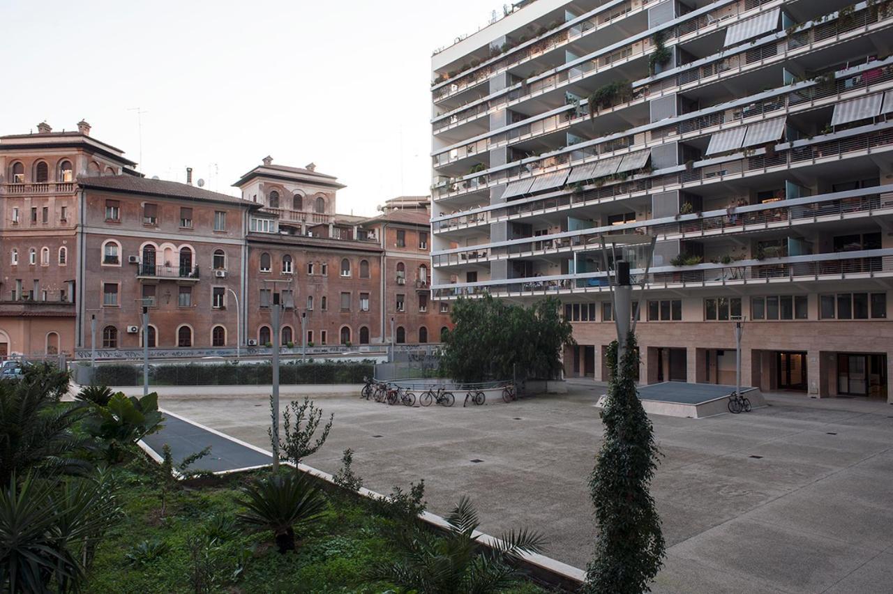 Penthouse 40 In Trastevere With Seasonally Jacuzzi Рим Екстериор снимка