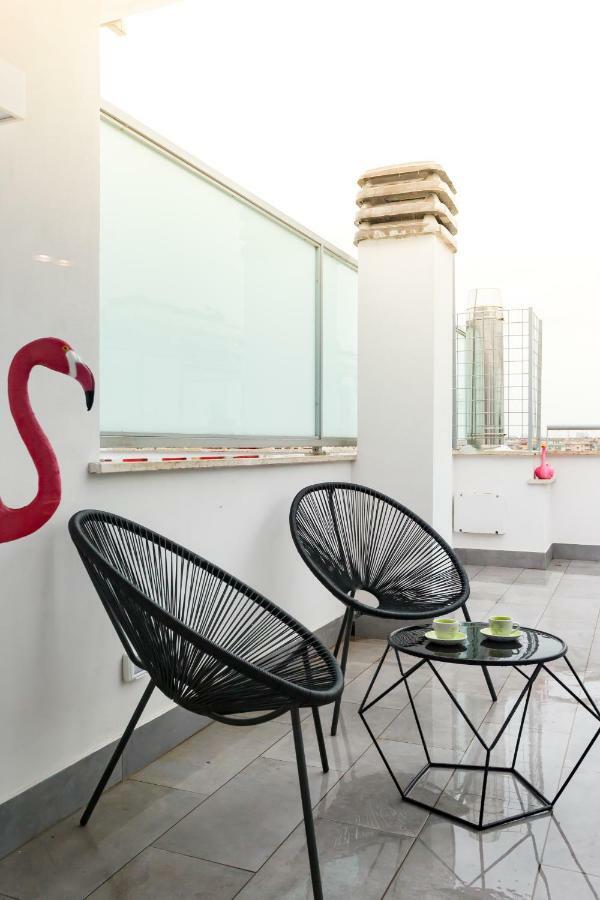 Penthouse 40 In Trastevere With Seasonally Jacuzzi Рим Екстериор снимка