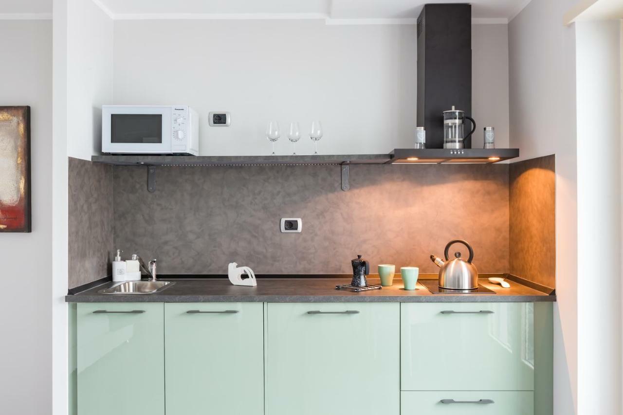 Penthouse 40 In Trastevere With Seasonally Jacuzzi Рим Екстериор снимка