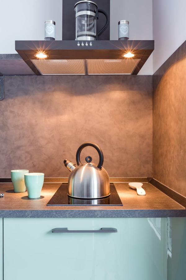 Penthouse 40 In Trastevere With Seasonally Jacuzzi Рим Екстериор снимка