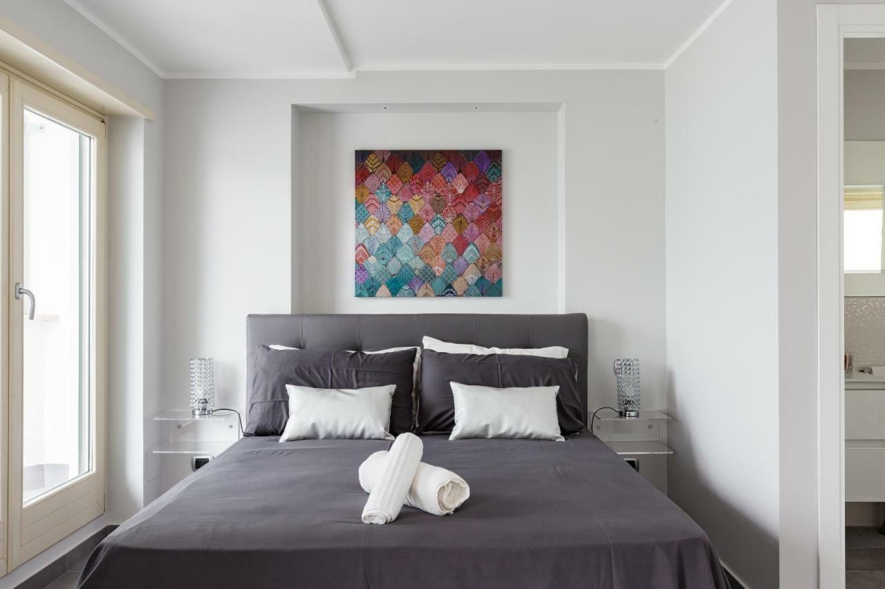 Penthouse 40 In Trastevere With Seasonally Jacuzzi Рим Екстериор снимка